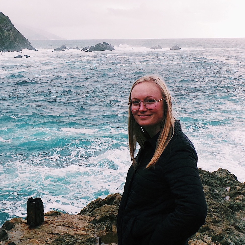 Meet your Posher, Ayla